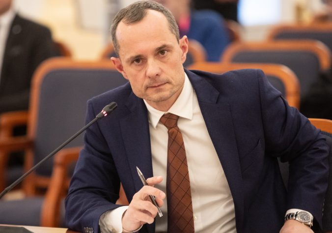 Základným odkazom rozhodnutia ÚS SR je to, že parlament má právomoc rozhodovať o trestnej politike štátu Základným odkazom rozhodnutia ÚS SR je to, že parlament má právomoc rozhodovať o trestnej politike štátu