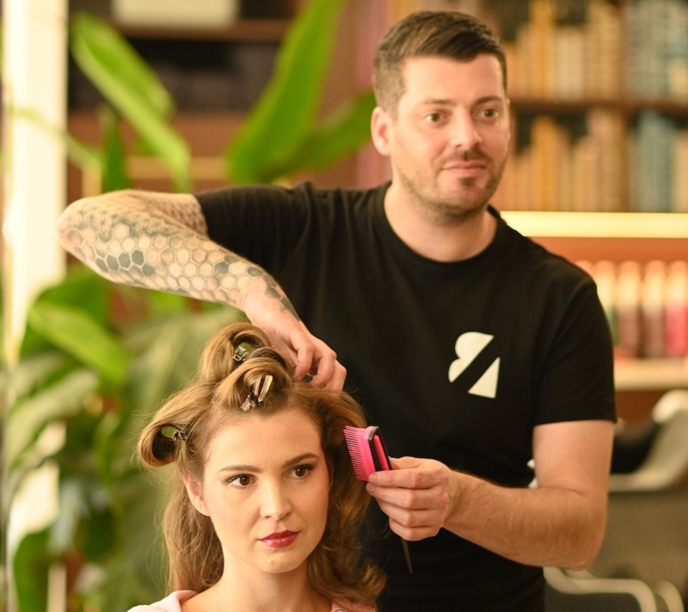 Tip od top kaderníka Lukáša Bielku: Ako ošetrovať vlasy na jar a pripraviť ich na leto