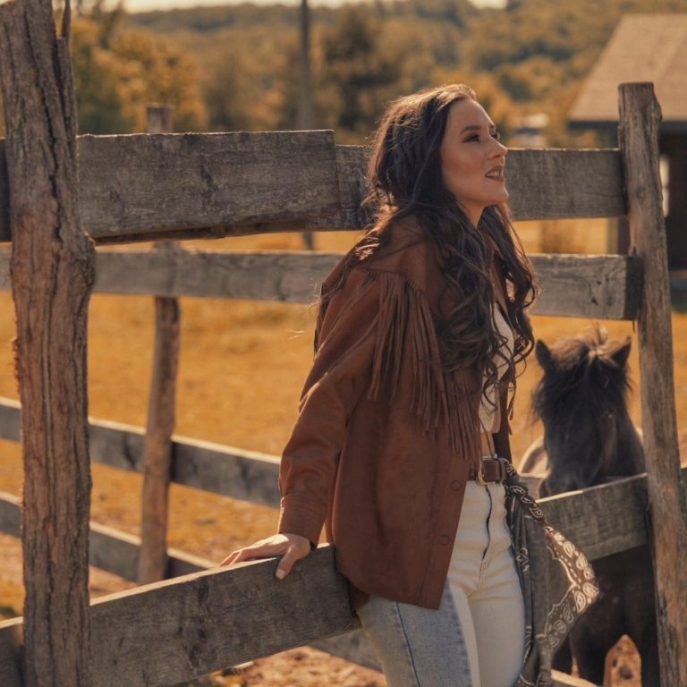 Kristína Vrecková: Countrypop v singli Život je teraz