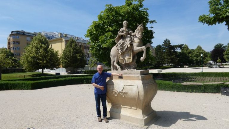 MUDr. Juraj Štofko: Žilinec, čo sa zamiloval do Bratislavy a Márie Terézie Mudr. Juraj Štofko