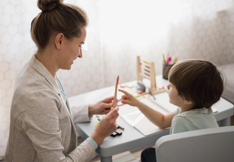 Organizácie pre deti s telesným znevýhodnením a autizmom získavajú grantovú podporu vyše 300-tisíc eur