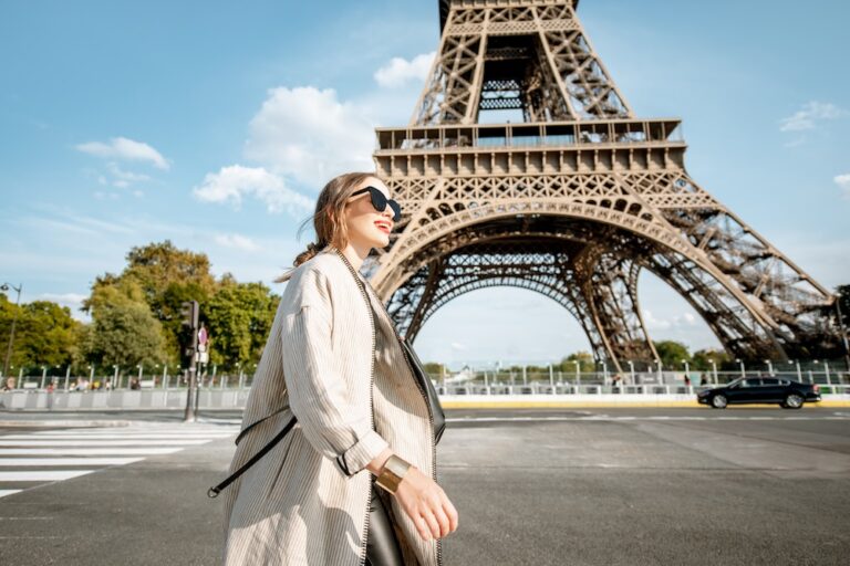 Desatoro šik Parížanky: Ako byť štýlová a cítiť sa pri tom dobre stylish woman