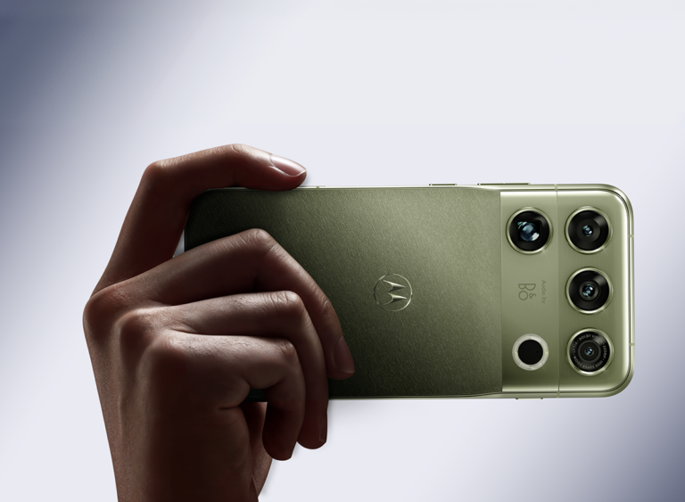 Motorola Signature 27: Posúva všetky hranice